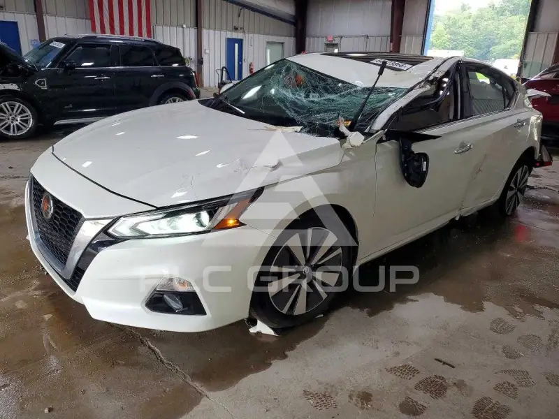 2020 Nissan ALTIMA photo