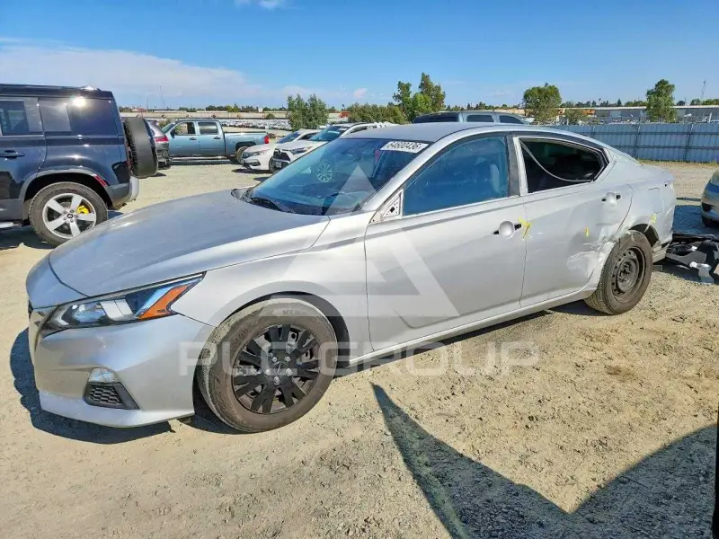 2020 Nissan ALTIMA фото