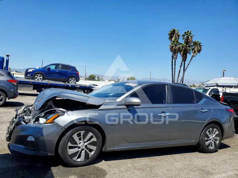 2020 Nissan ALTIMA фото