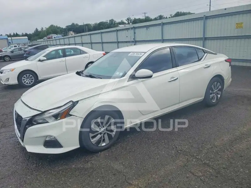 2020 Nissan ALTIMA фото