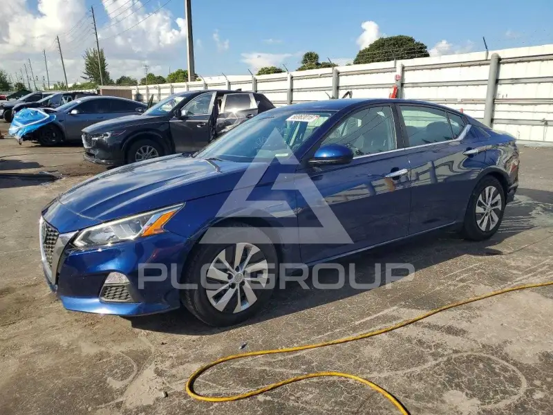 2020 Nissan ALTIMA фото