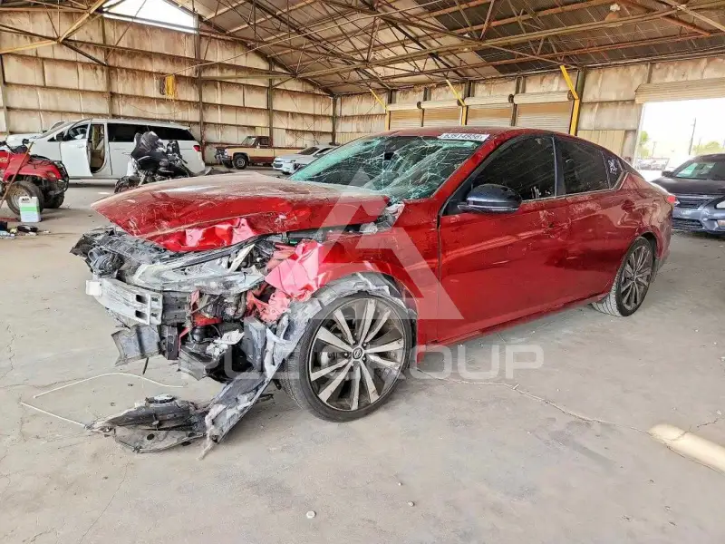 2020 Nissan ALTIMA photo