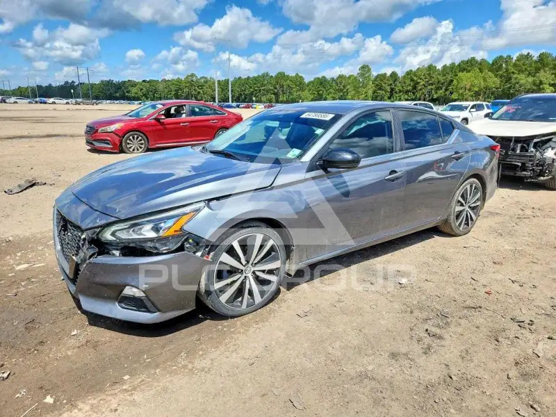 2020 Nissan ALTIMA photo