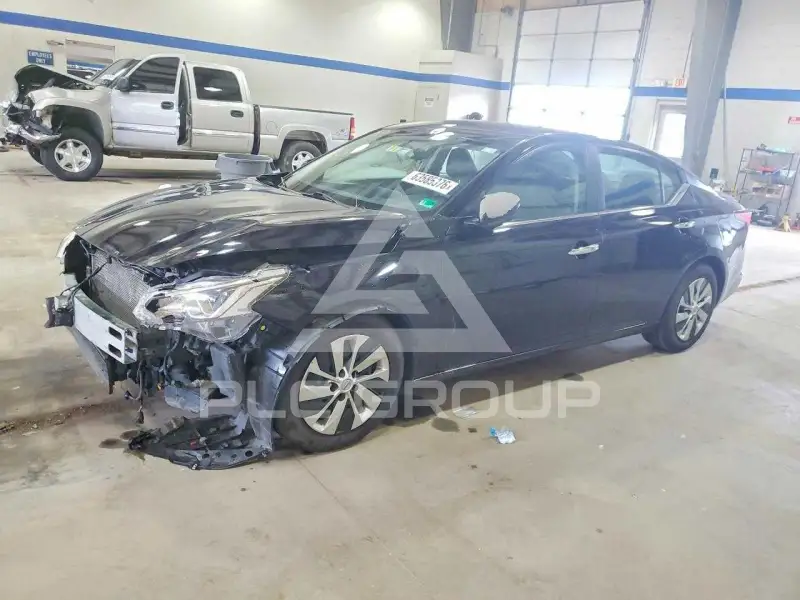 2020 Nissan ALTIMA photo