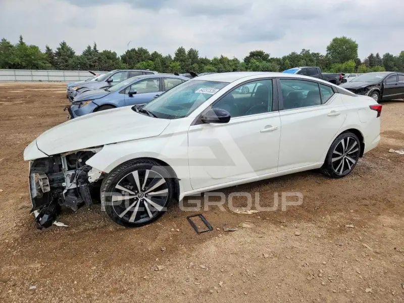 2020 Nissan ALTIMA фото