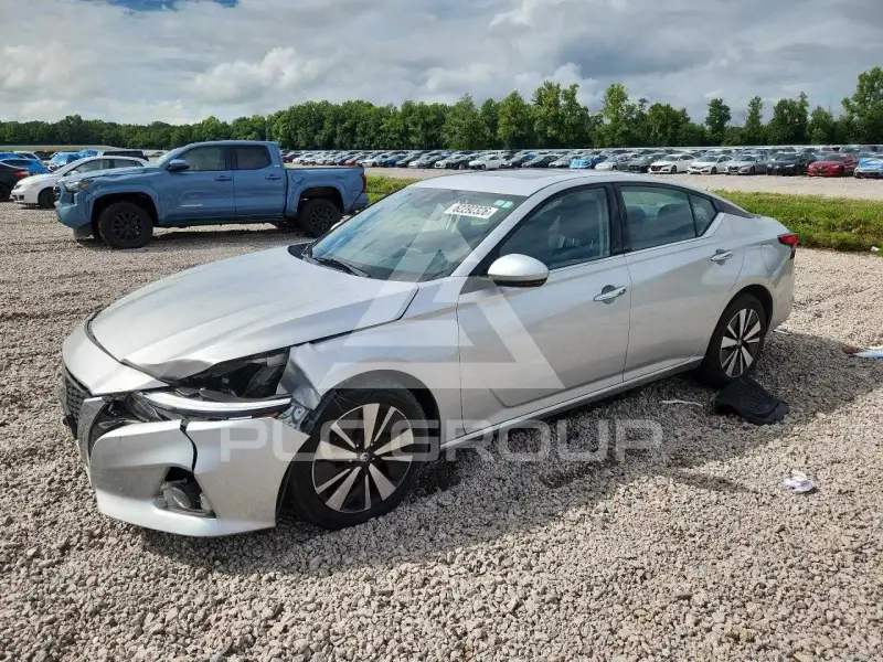 2020 Nissan ALTIMA фото
