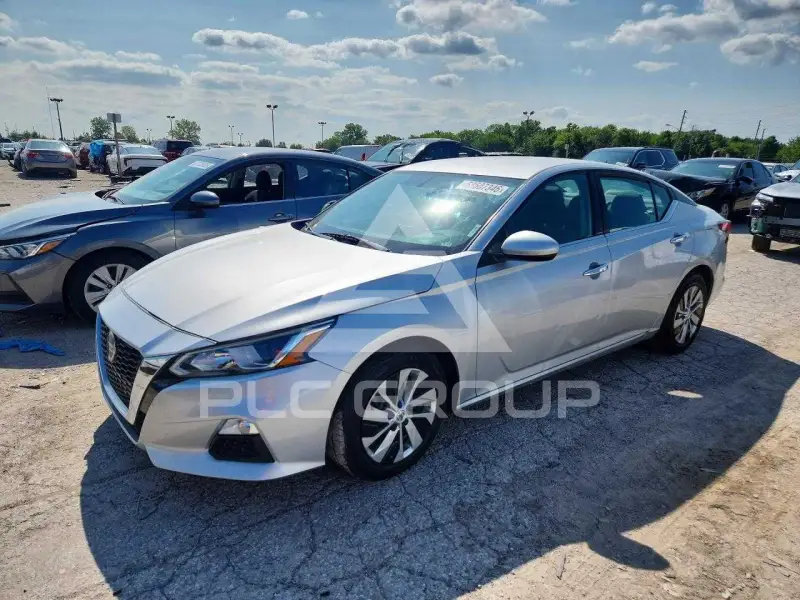2020 Nissan ALTIMA фото