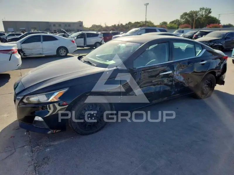 2020 Nissan ALTIMA фото