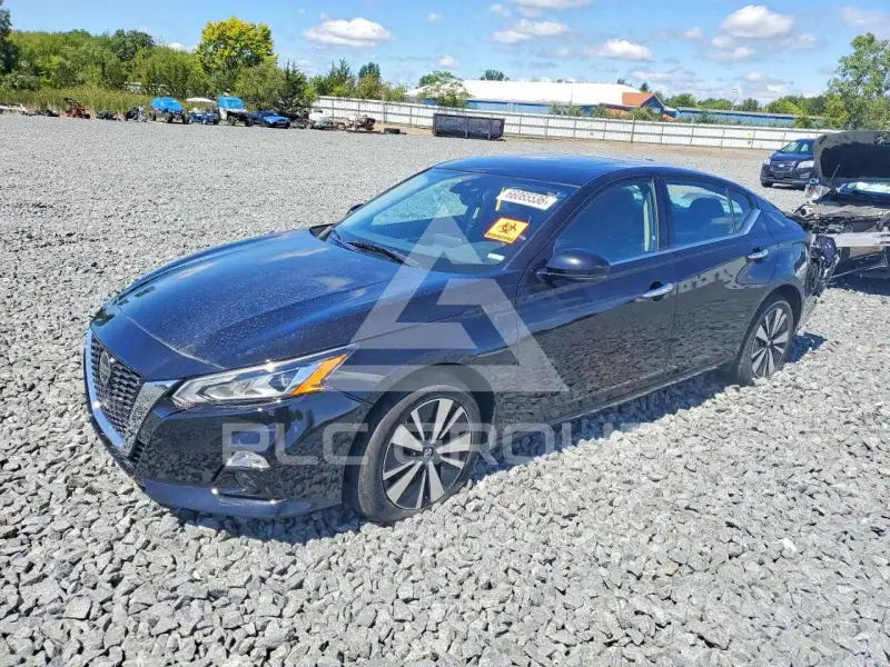 2020 Nissan ALTIMA фото
