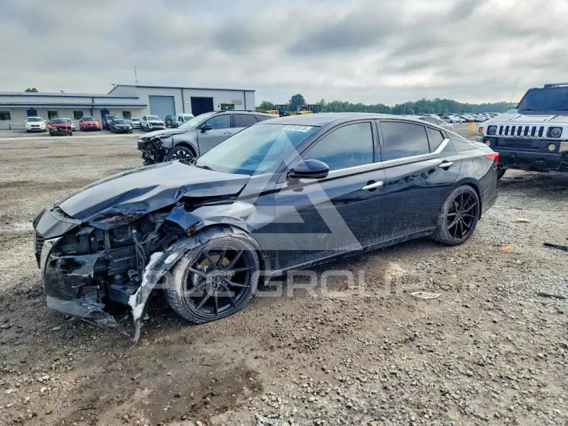 2020 Nissan ALTIMA фото