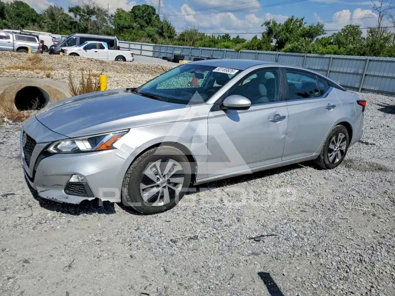 2020 Nissan ALTIMA фото