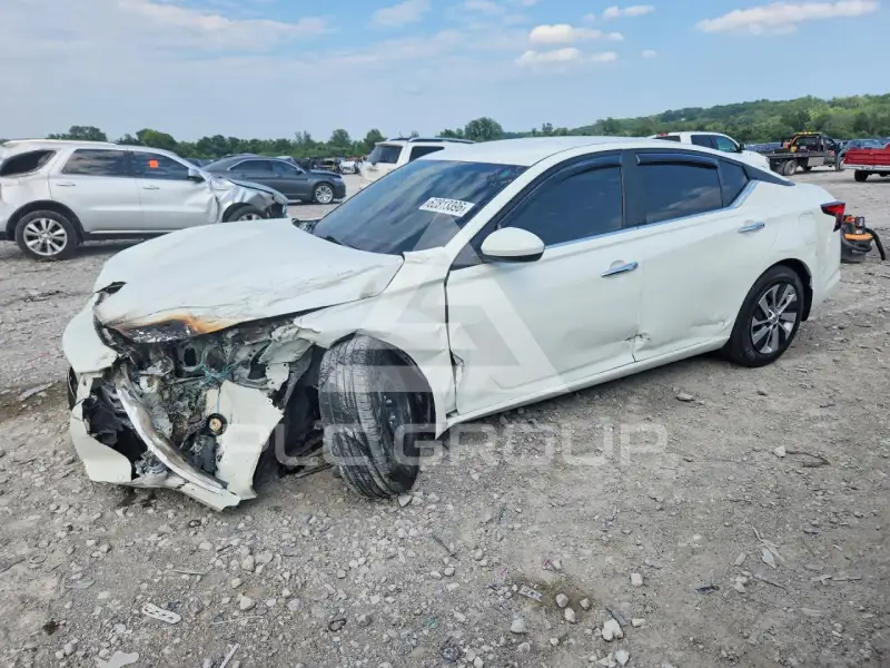 2020 Nissan ALTIMA фото