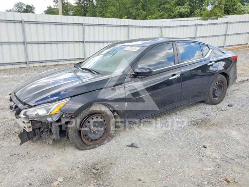 2020 Nissan ALTIMA photo