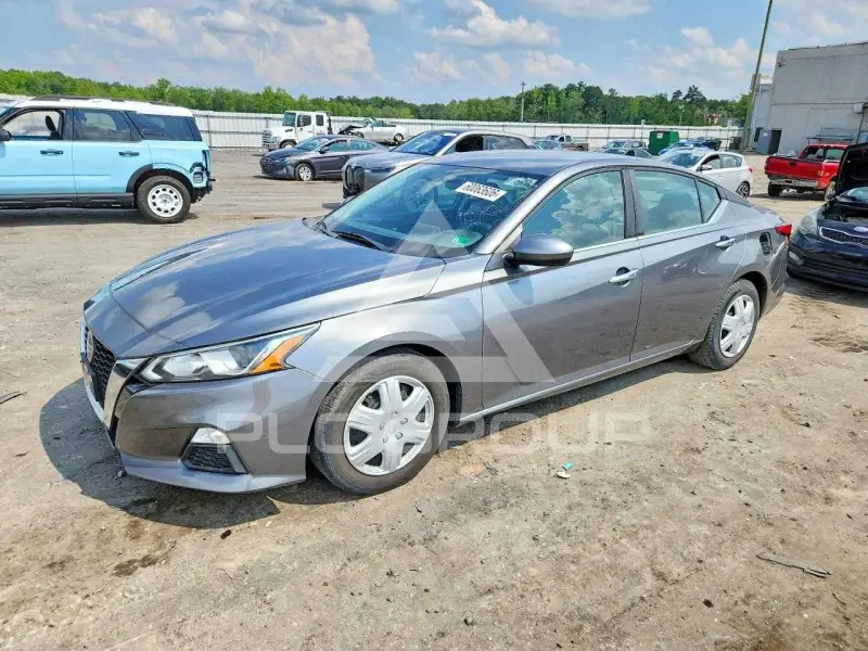 2020 Nissan ALTIMA photo