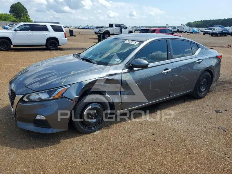 2020 Nissan ALTIMA фото
