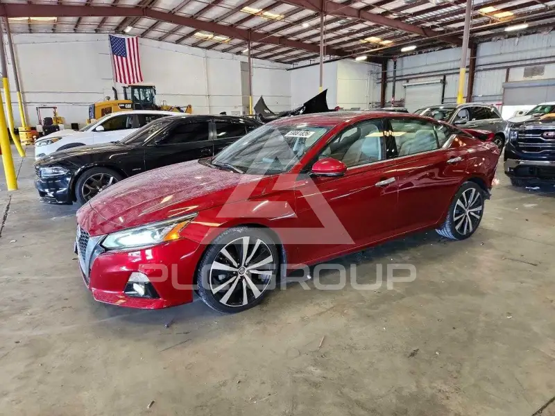 2020 Nissan ALTIMA photo