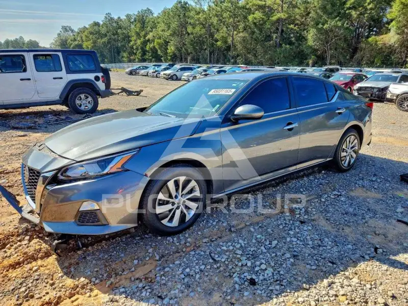 2020 Nissan ALTIMA фото