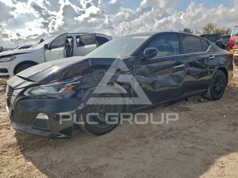 2020 Nissan ALTIMA photo