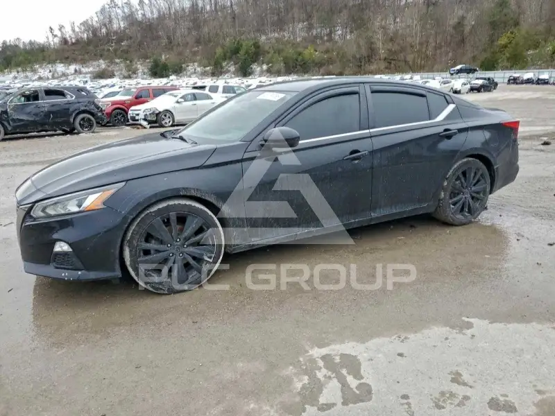 2020 Nissan ALTIMA photo