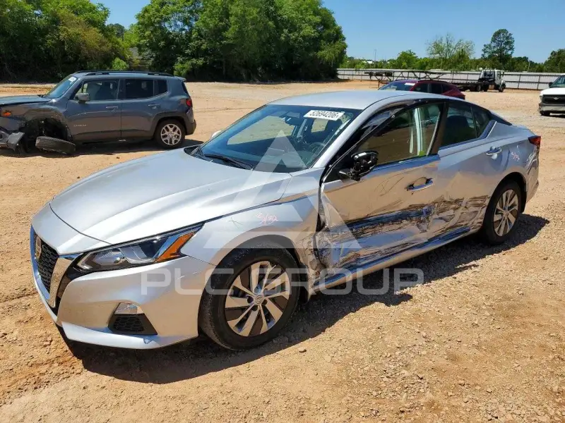 2020 Nissan ALTIMA фото