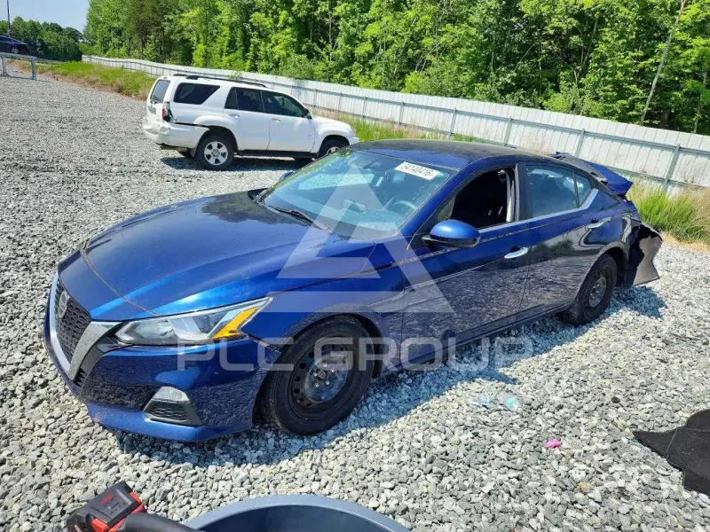 2020 Nissan ALTIMA photo