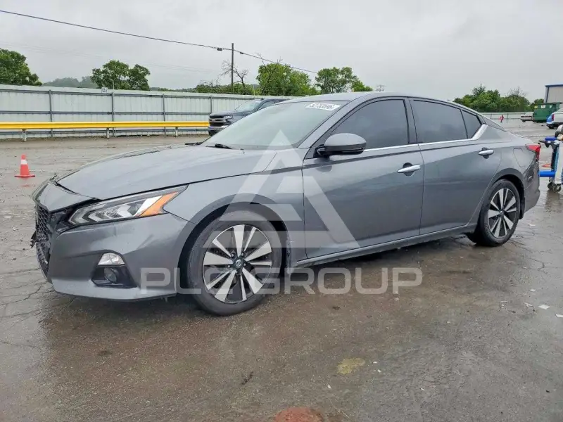 2020 Nissan ALTIMA фото