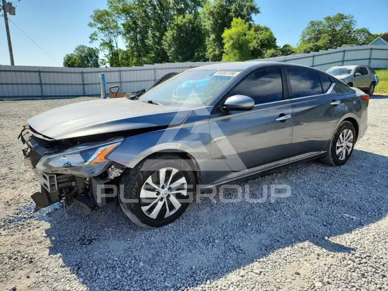 2020 Nissan ALTIMA фото