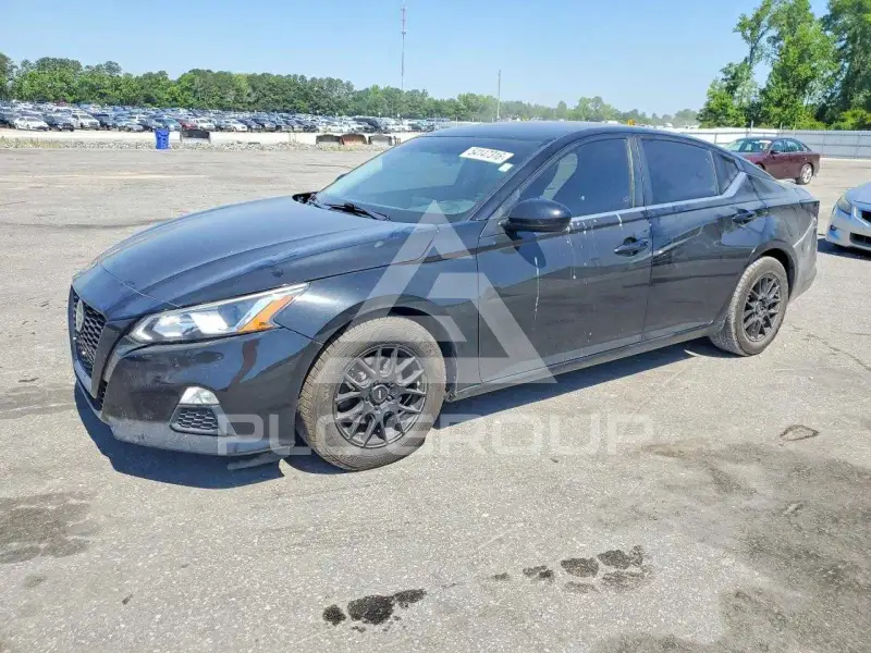 2020 Nissan ALTIMA photo