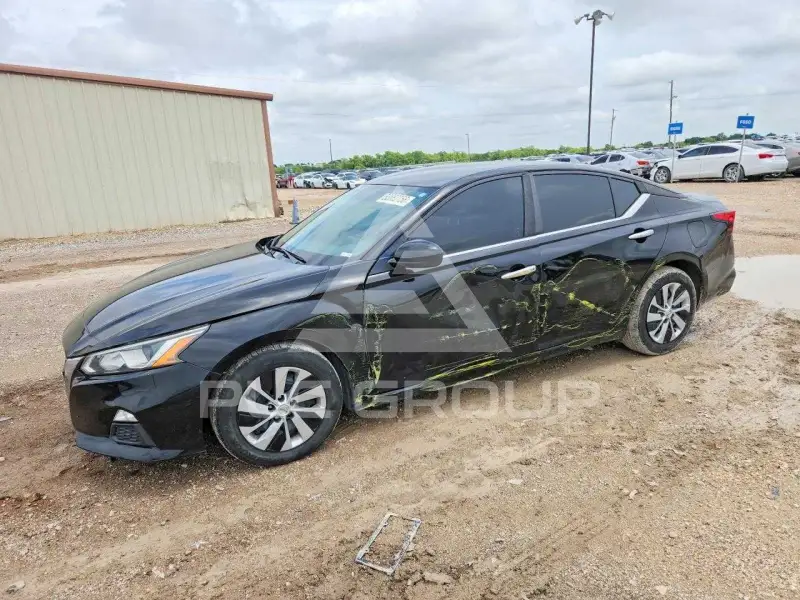 2020 Nissan ALTIMA фото