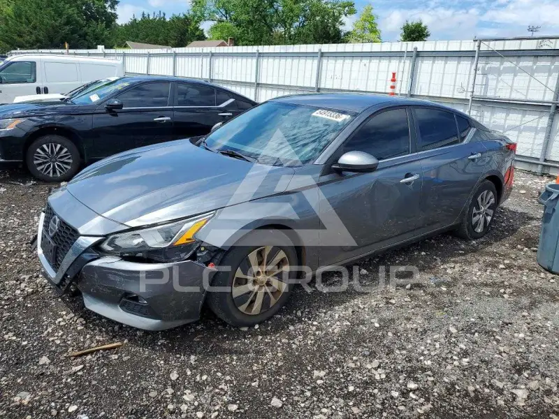 2020 Nissan ALTIMA photo