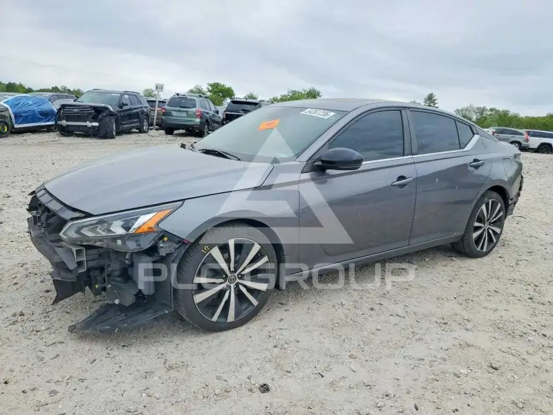 2020 Nissan ALTIMA photo