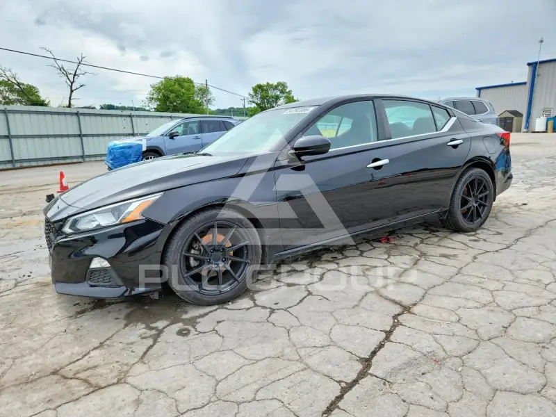 2020 Nissan ALTIMA фото