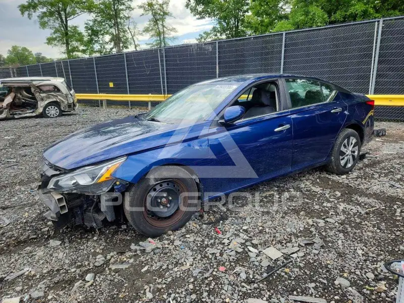 2020 Nissan ALTIMA photo