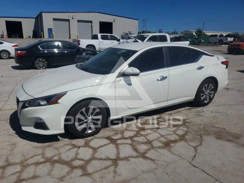 2020 Nissan ALTIMA фото