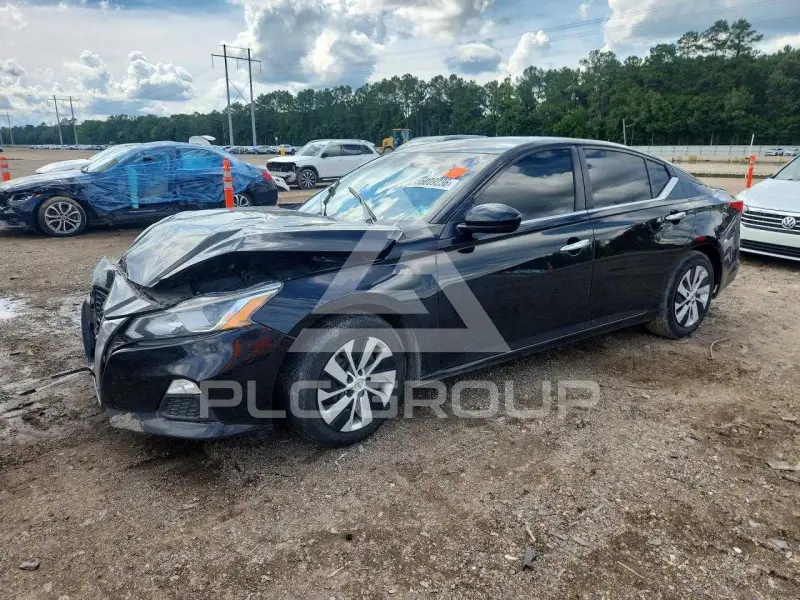 2020 Nissan ALTIMA photo