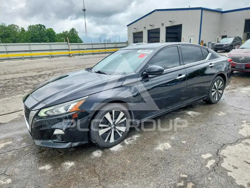2020 Nissan ALTIMA фото
