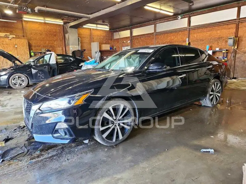 2020 Nissan ALTIMA photo