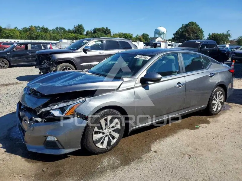 2020 Nissan ALTIMA photo
