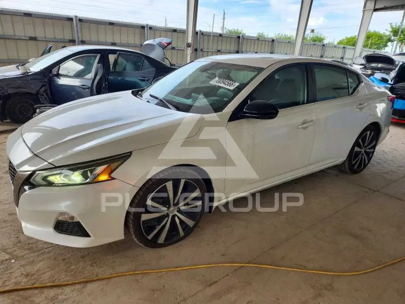 2020 Nissan ALTIMA photo