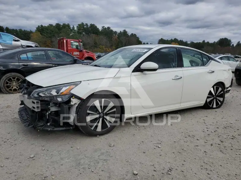 2020 Nissan ALTIMA photo