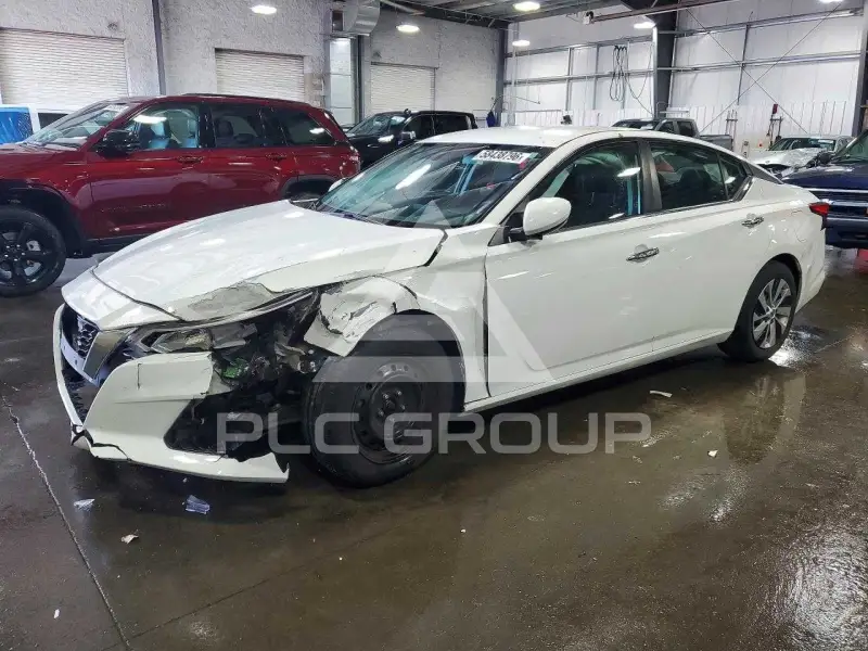 2020 Nissan ALTIMA фото