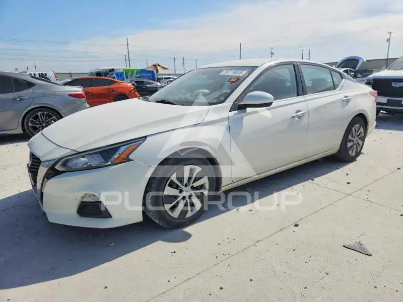 2020 Nissan ALTIMA photo