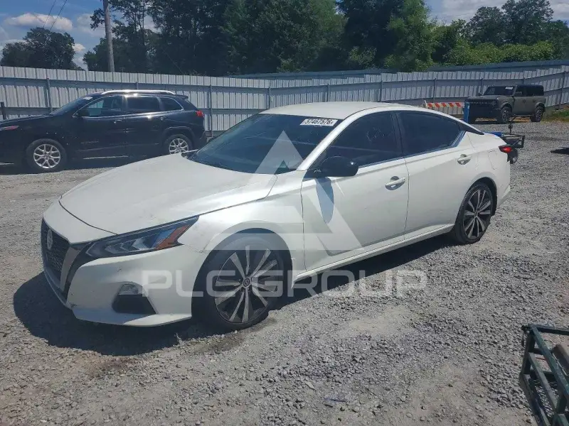 2020 Nissan ALTIMA photo