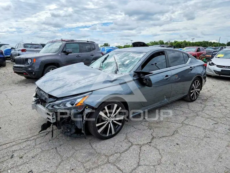 2020 Nissan ALTIMA photo