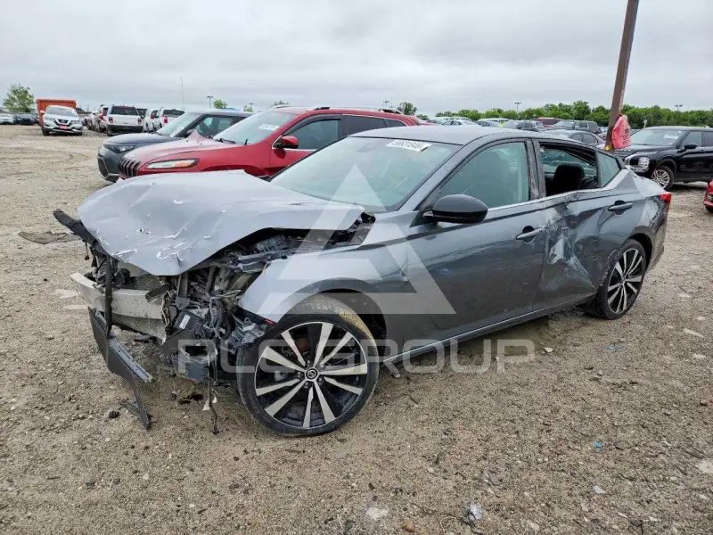 2020 Nissan ALTIMA фото