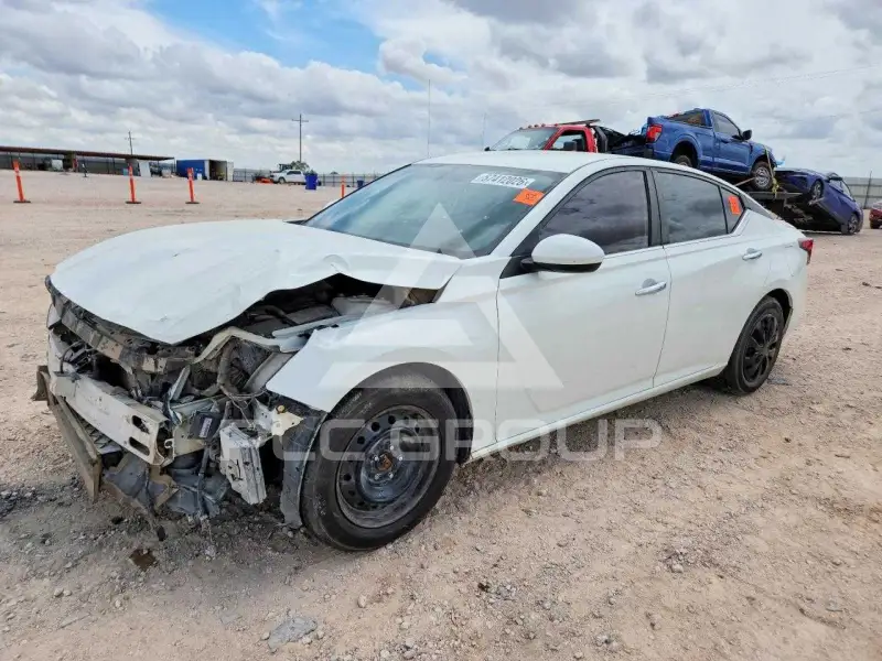 2020 Nissan ALTIMA photo