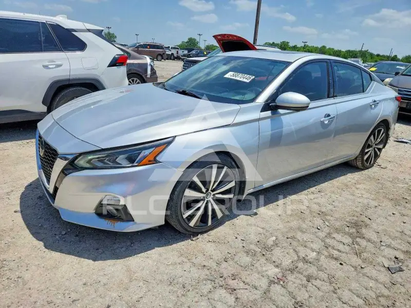 2020 Nissan ALTIMA фото