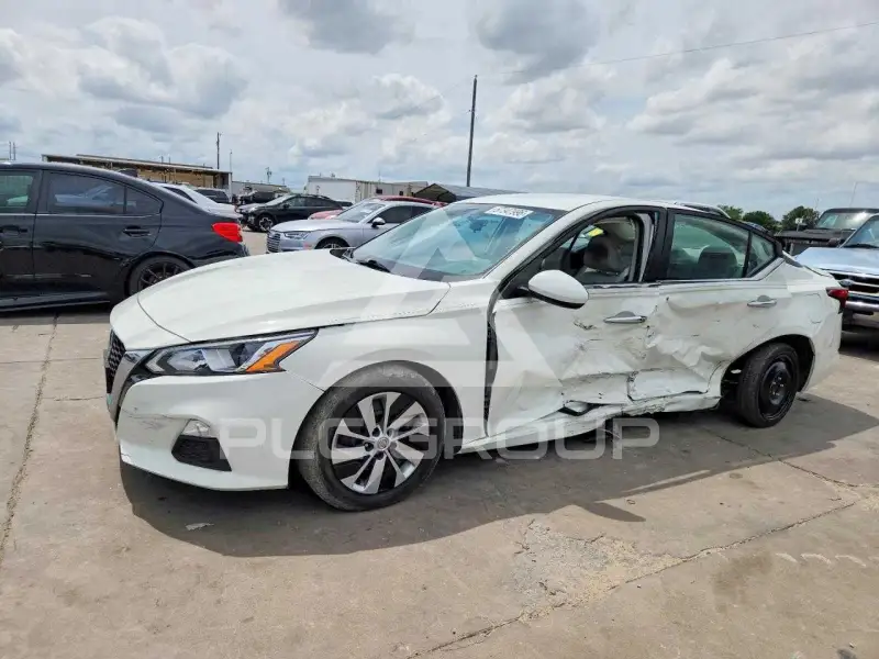 2020 Nissan ALTIMA фото