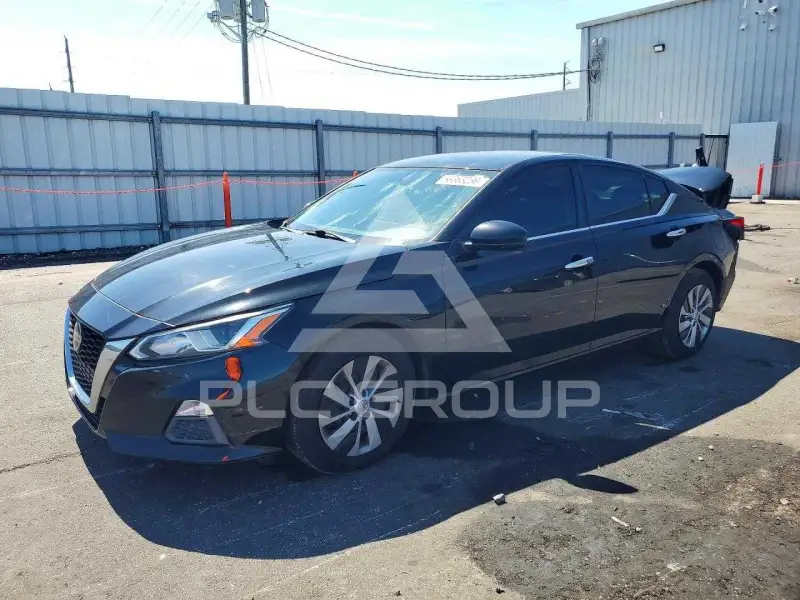 2020 Nissan ALTIMA photo