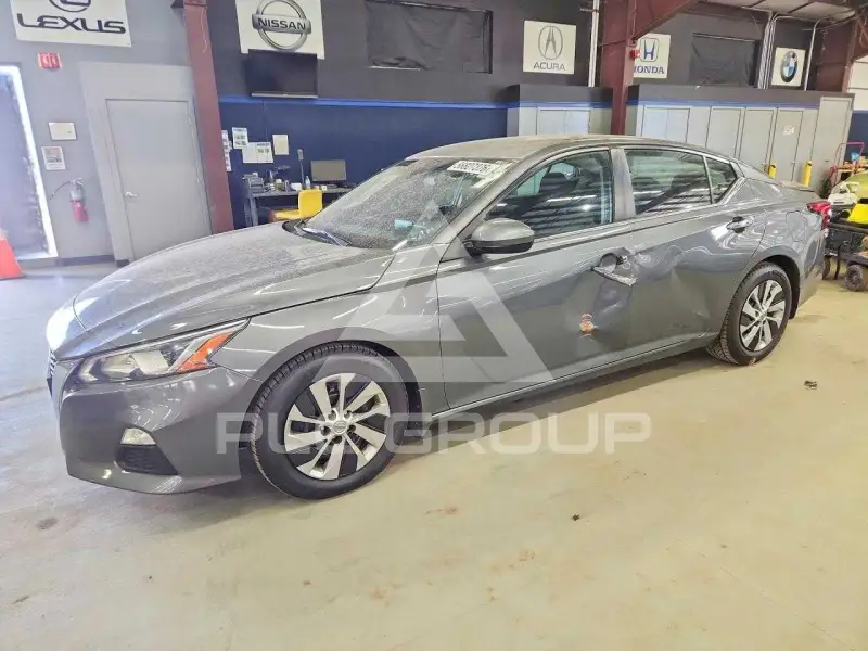 2020 Nissan ALTIMA photo